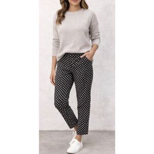 Chico’s Perfect Stretch Josie Slim Ankle Paisley Pants NWT Size 1.5 (US 10)